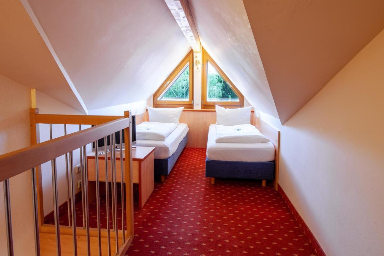 Wächtersbach Landgasthof 'Zur Quelle' מראה חיצוני תמונה
