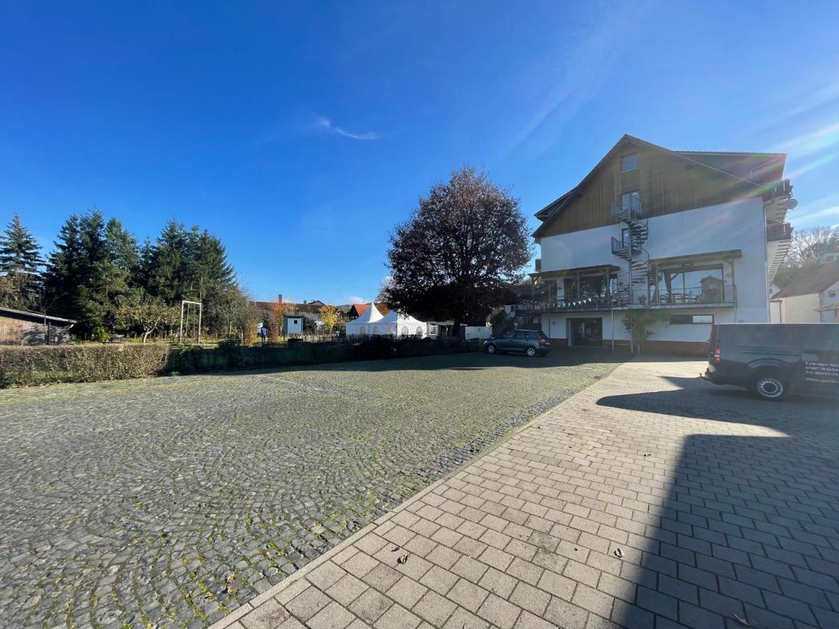 Wächtersbach Landgasthof 'Zur Quelle' מראה חיצוני תמונה